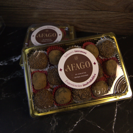 Caja mixta — Brigadeiros y Trufas